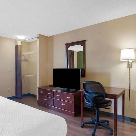 เอ็กซ์เทนด์ สเตย์ อเมริกา บัลติมอร์ ทิโมเนียม Hotel ภายนอก รูปภาพ