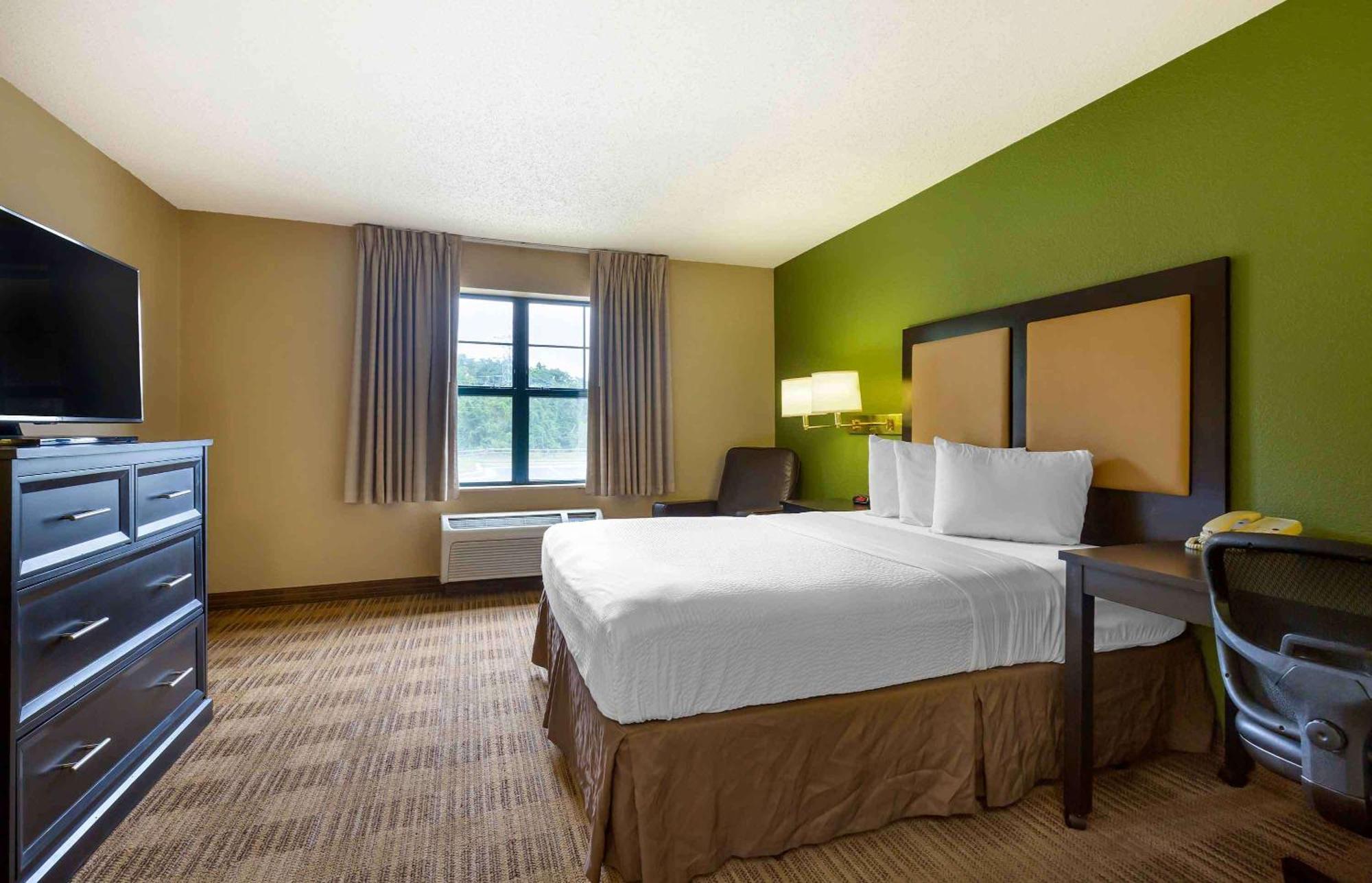 เอ็กซ์เทนด์ สเตย์ อเมริกา บัลติมอร์ ทิโมเนียม Hotel ภายนอก รูปภาพ