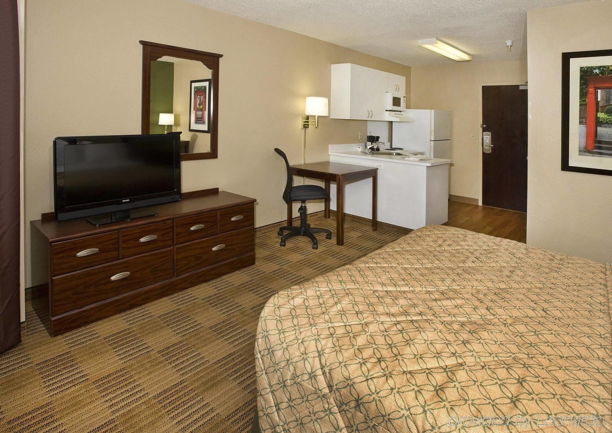 เอ็กซ์เทนด์ สเตย์ อเมริกา บัลติมอร์ ทิโมเนียม Hotel ภายนอก รูปภาพ